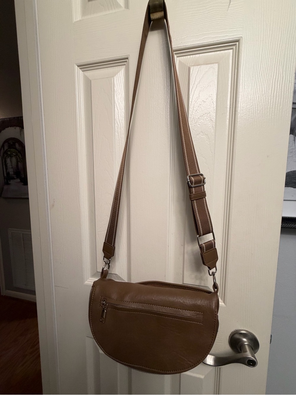 Brown Crossbody women’s Bag - Classic comfortable Style